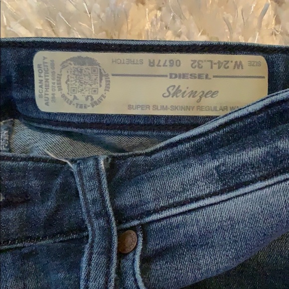 Diesel skinzee size 24 - Picture 2 of 3